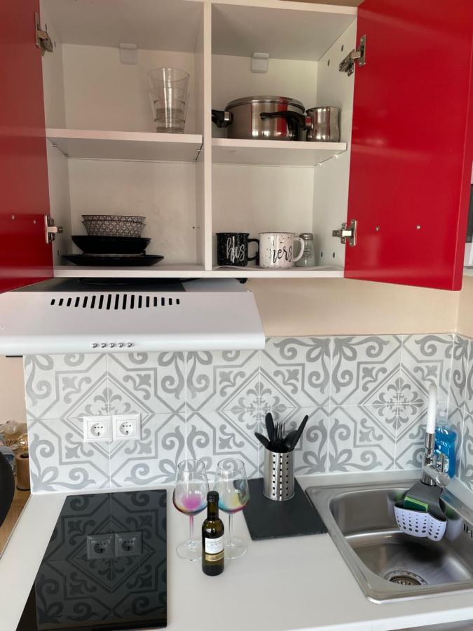 Cozy Apartment In Heart Athens Near Metro Fix 100M 외부 사진