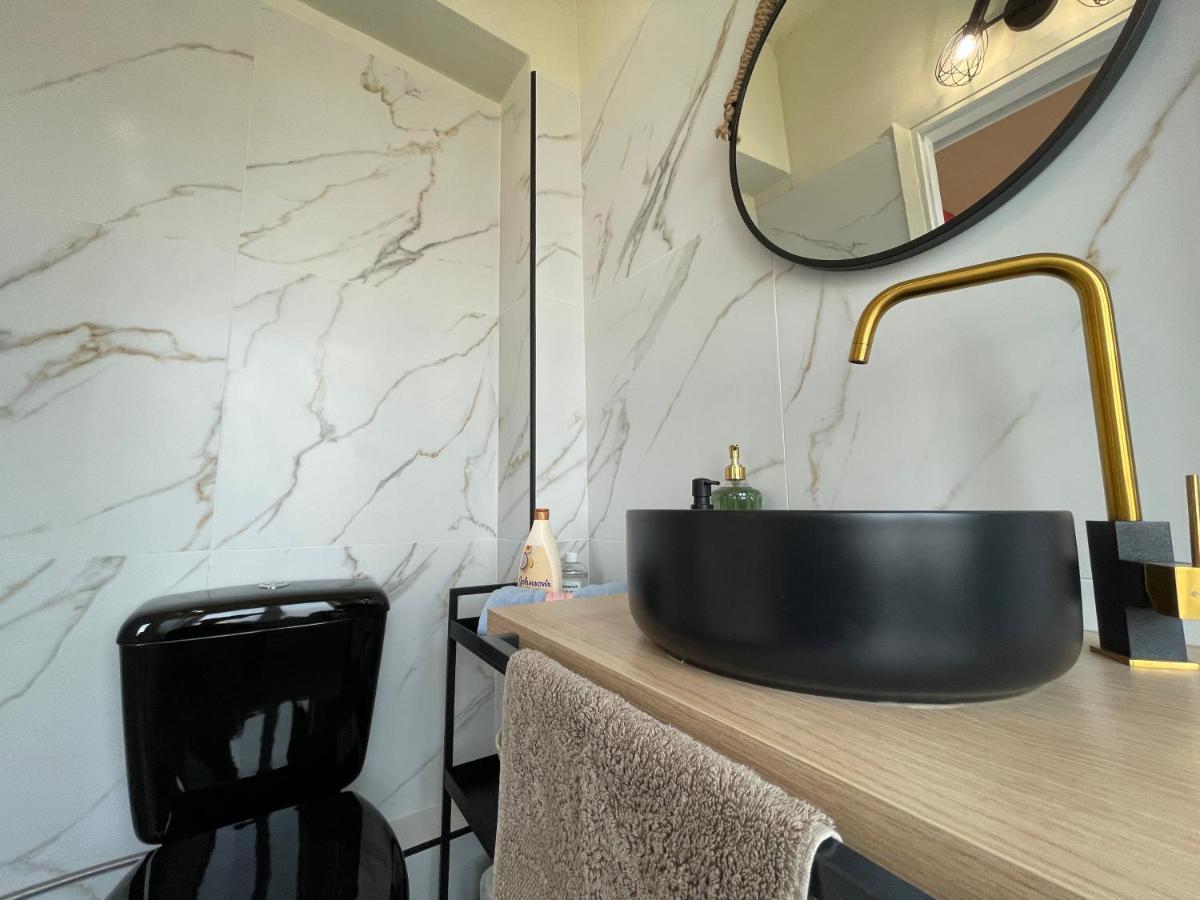 Cozy Apartment In Heart Athens Near Metro Fix 100M 외부 사진